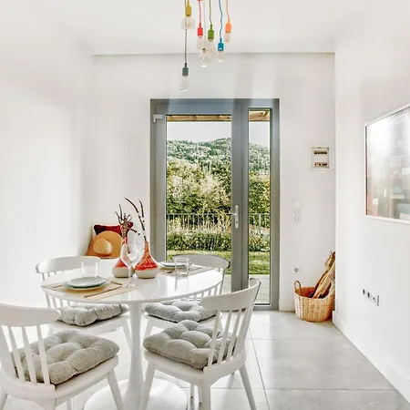 بيت خشبي Kumquart Estate- Orange *