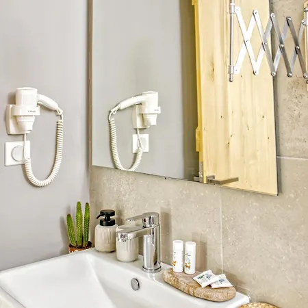 Kumquart Estate- Orange *